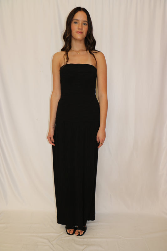 DOUBLE TIME PLEAT STRAPLESS DRESS